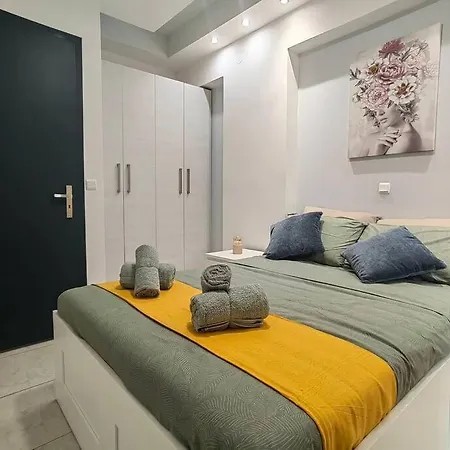 The Cozy Nest In Rhodes Town Rhodes City